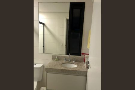 Banheiro de apartamento para alugar com 2 quartos, 40m² em Campestre, Santo André