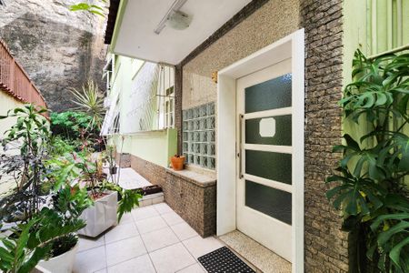 Apartamento para alugar com 100m², 3 quartos e sem vaga Apartamento para alugar com 100m², 3 quartos e sem vagaÁrea Comum