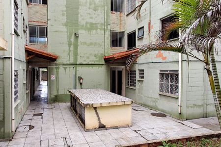 Apartamento para alugar com 45m², 2 quartos e 1 vaga Apartamento para alugar com 45m², 2 quartos e 1 vagaEntrada do bloco
