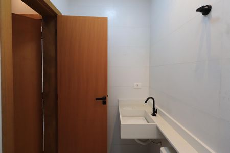 Casa à venda com 150m², 4 quartos e 2 vagasBanheiro da Suíte 2