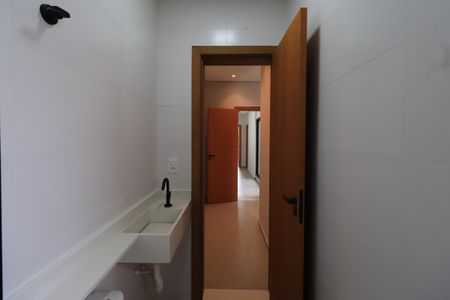 Casa à venda com 150m², 4 quartos e 2 vagasBanheiro da Suíte 1