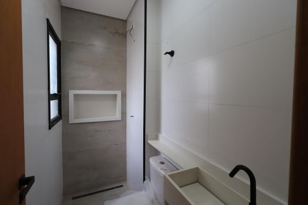 Casa à venda com 150m², 4 quartos e 2 vagasBanheiro da Suíte 1