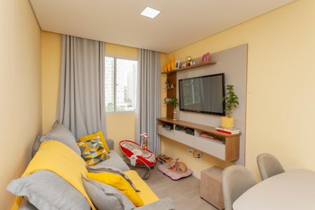 Sala de apartamento para alugar com 2 quartos, 44m² em Usina Piratininga, São Paulo