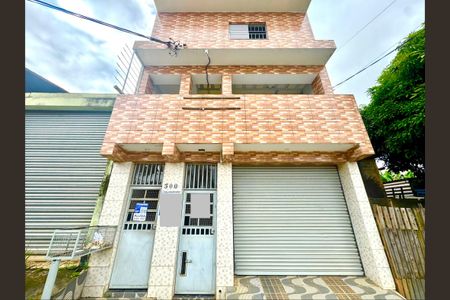 Casa para alugar com 78m², 2 quartos e 1 vaga Casa para alugar com 78m², 2 quartos e 1 vagaPlaca instalada na fachada do imóvel