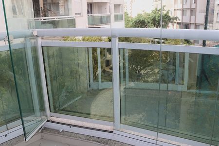 Varanda de apartamento para alugar com 2 quartos, 59m² em Consolação, São Paulo