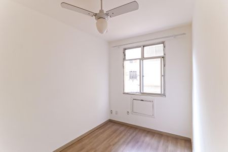 Apartamento à venda com 57m², 2 quartos e 1 vagaQuarto 2