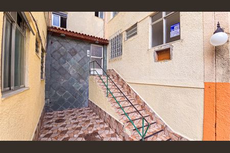 Apartamento à venda com 57m², 2 quartos e 1 vagaFachada do bloco com placa