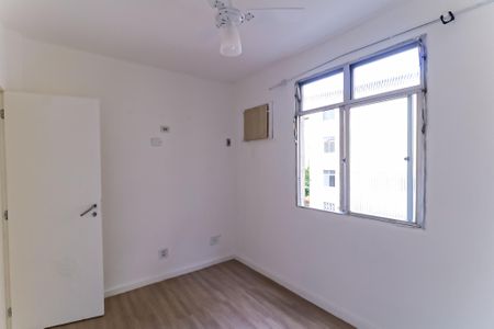 Quarto  de apartamento à venda com 2 quartos, 57m² em Tomás Coelho, Rio de Janeiro