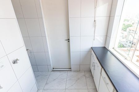 Apartamento para alugar com 72m², 3 quartos e 1 vagaÁrea de Serviço