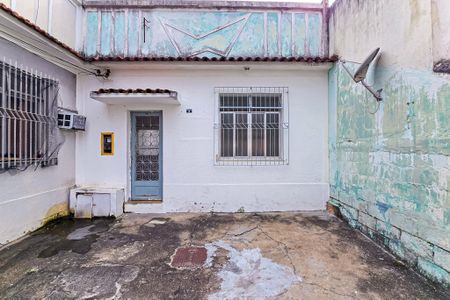 Casa de condomínio à venda com 55m², 2 quartos e sem vaga Casa de condomínio à venda com 55m², 2 quartos e sem vagaFachada