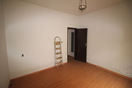 Casa à venda com 360m², 2 quartos e 2 vagasQuarto 2