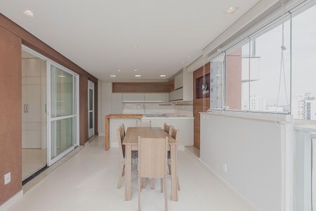 Apartamento para alugar com 88m², 2 quartos e 2 vagasVaranda