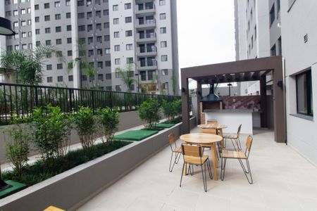 Apartamento para alugar com 46m², 2 quartos e sem vagaÁrea comum - Churrasqueira