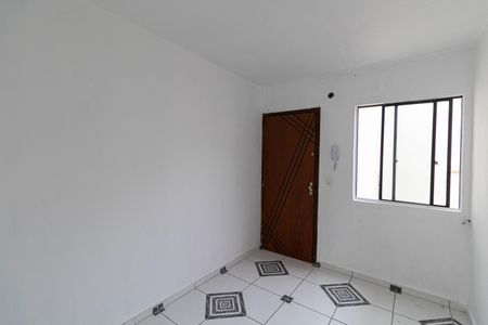 Sala de apartamento para alugar com 2 quartos, 42m² em Conjunto Residencial José Bonifácio, São Paulo