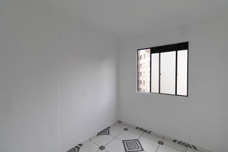 Quarto 2 de apartamento para alugar com 2 quartos, 42m² em Conjunto Residencial José Bonifácio, São Paulo