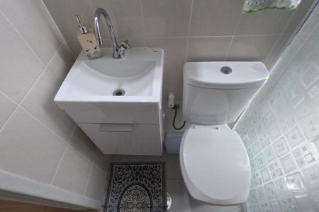 Banheiro de apartamento para alugar com 2 quartos, 87m² em Embaré, Santos