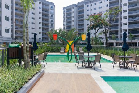 Apartamento à venda com 83m², 3 quartos e 2 vagasPiscina