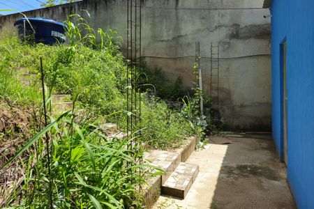 Casa para alugar com 55m², 2 quartos e 3 vagas Casa para alugar com 55m², 2 quartos e 3 vagasVaranda