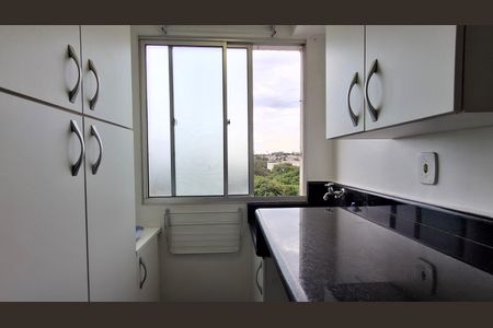 Apartamento para alugar com 60m², 3 quartos e 1 vagaÁrea de Serviço