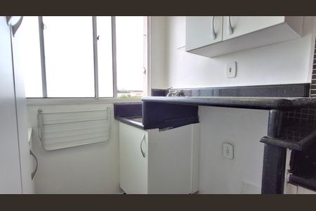 Apartamento para alugar com 60m², 3 quartos e 1 vagaÁrea de Serviço