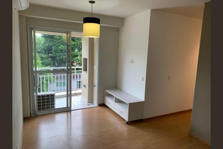 Sala de apartamento para alugar com 2 quartos, 62m² em Indianópolis, São Paulo