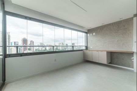 Apartamento para alugar com 70m², 2 quartos e 1 vagaVaranda