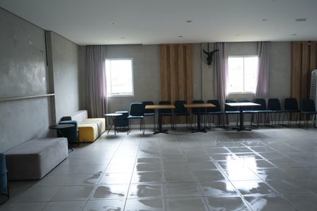 Apartamento à venda com 34m², 2 quartos e sem vagaÁrea comum - Salão de festas
