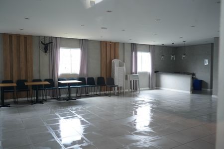 Apartamento à venda com 34m², 2 quartos e sem vagaÁrea comum - Salão de festas
