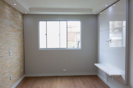 sala de apartamento para alugar com 2 quartos, 40m² em São Pedro, Osasco