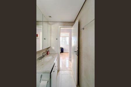 Apartamento à venda com 103m², 3 quartos e 2 vagasBanheiro