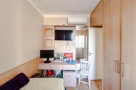 Apartamento à venda com 103m², 3 quartos e 2 vagasQuarto 2