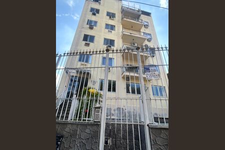Apartamento para alugar com 67m², 2 quartos e 1 vagaFachada