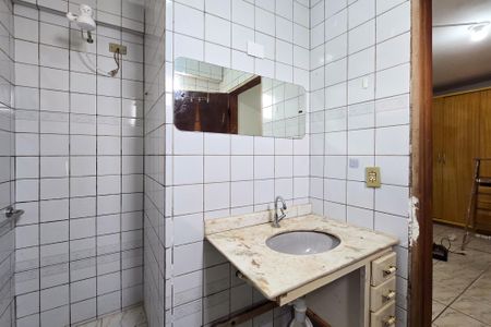 Casa para alugar com 110m², 3 quartos e 2 vagasBanheiro - Suíte