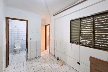 Casa para alugar com 110m², 3 quartos e 2 vagasSuíte