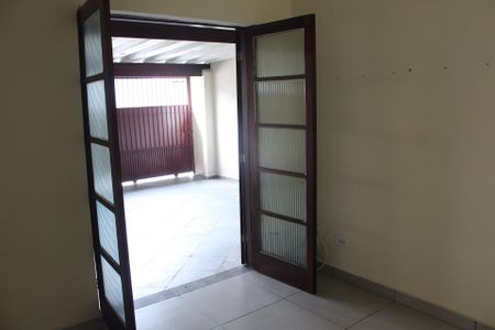 Sala de casa para alugar com 2 quartos, 119m² em Jardim da Gloria, Cotia