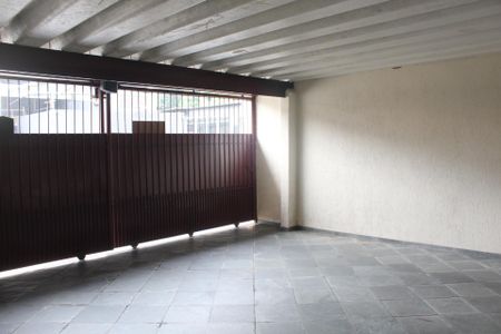 Casa para alugar com 119m², 2 quartos e sem vagaGaragem