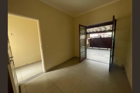 Casa para alugar com 119m², 2 quartos e sem vagaSala