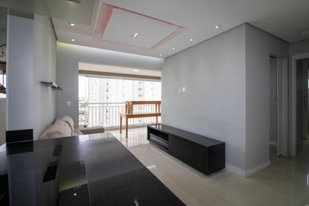 Sala de apartamento para alugar com 3 quartos, 77m² em Vila Sonia, São Paulo