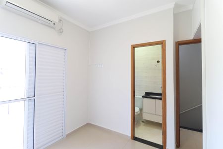 Casa de Condomínio para alugar com 2 quartos, 60m² em Vila Irmaos Arnoni, São Paulo