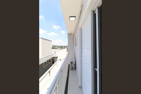 Casa de Condomínio para alugar com 2 quartos, 60m² em Vila Irmaos Arnoni, São Paulo