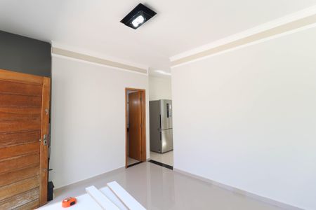 Casa de Condomínio para alugar com 2 quartos, 60m² em Vila Irmaos Arnoni, São Paulo