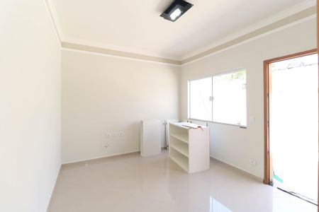 Casa de Condomínio para alugar com 2 quartos, 60m² em Vila Irmaos Arnoni, São Paulo