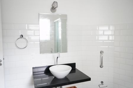 Apartamento à venda com 79m², 1 quarto e sem vagaBanheiro