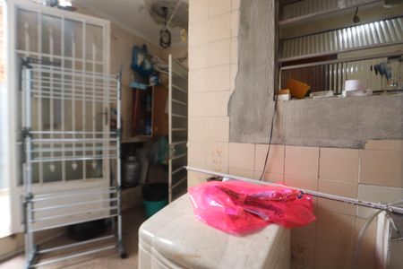 Casa à venda com 135m², 3 quartos e 2 vagasLavanderia