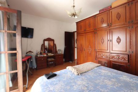 Casa à venda com 135m², 3 quartos e 2 vagasQuarto 1