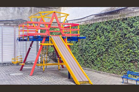 Apartamento para alugar com 62m², 2 quartos e 1 vaga Apartamento para alugar com 62m², 2 quartos e 1 vagaÁrea comum - Playground