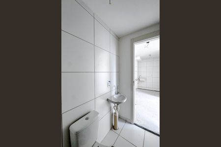 Apartamento à venda com 36m², 2 quartos e sem vaga Apartamento à venda com 36m², 2 quartos e sem vagaBanheiro