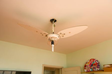 Quarto 1 de apartamento à venda com 3 quartos, 80m² em Pilares, Rio de Janeiro