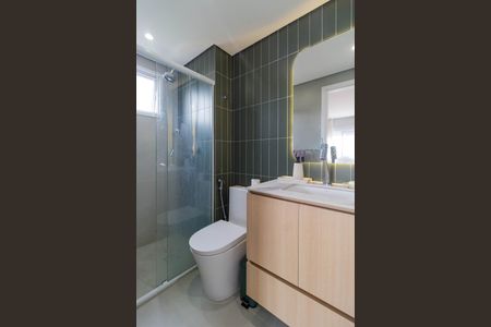 Apartamento à venda com 93m², 2 quartos e 2 vagas Apartamento à venda com 93m², 2 quartos e 2 vagasBanheiro da Suíte