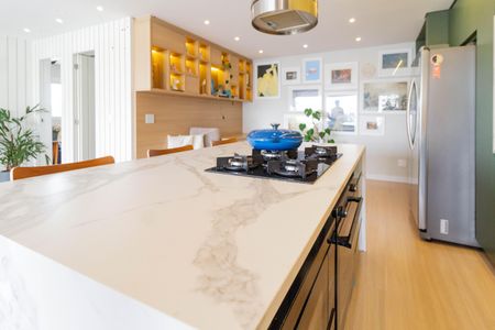 Apartamento à venda com 93m², 2 quartos e 2 vagas Apartamento à venda com 93m², 2 quartos e 2 vagasCozinha